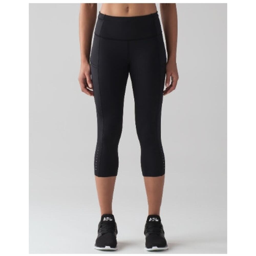 Lululemon Fast & Free Crop (19") Black‎ Size 4